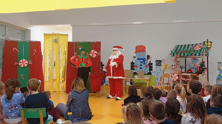 PREDSTAVA “DJEDICA NA KRAJU BAJKE” U NAŠEM VRTIĆU