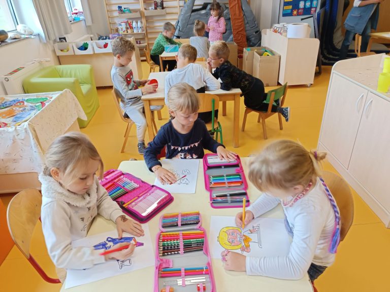 PČELICE USVAJAJU KAKO PRAVILNO ODRŽAVATI OSOBNU HIGIJENU